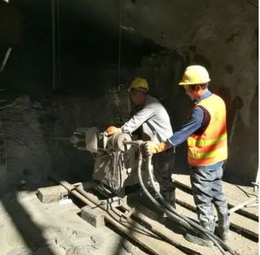 吉利水下抗分散灌浆料特点 水下不分散注浆料介绍